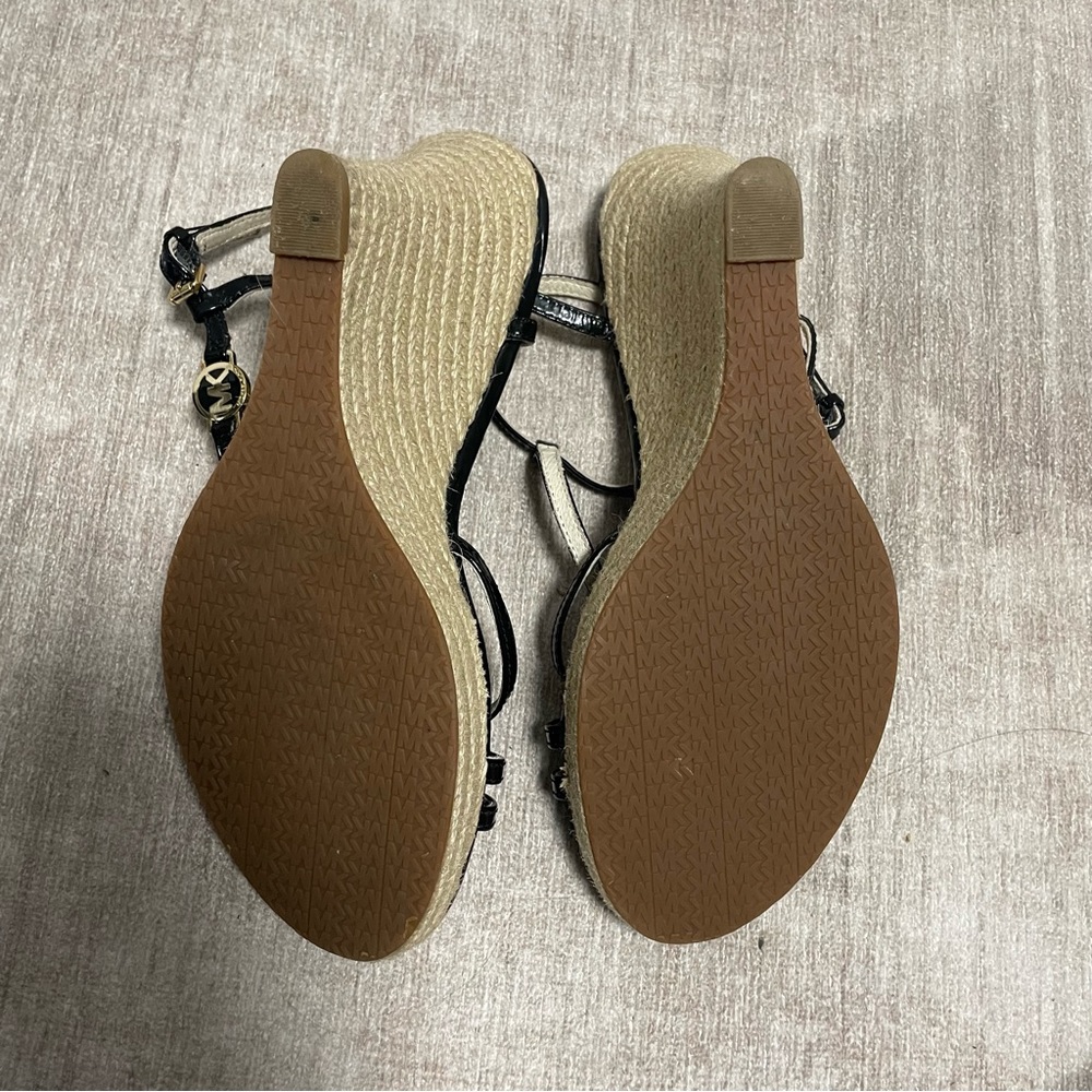 MK Wedges - Picture 5 of 6